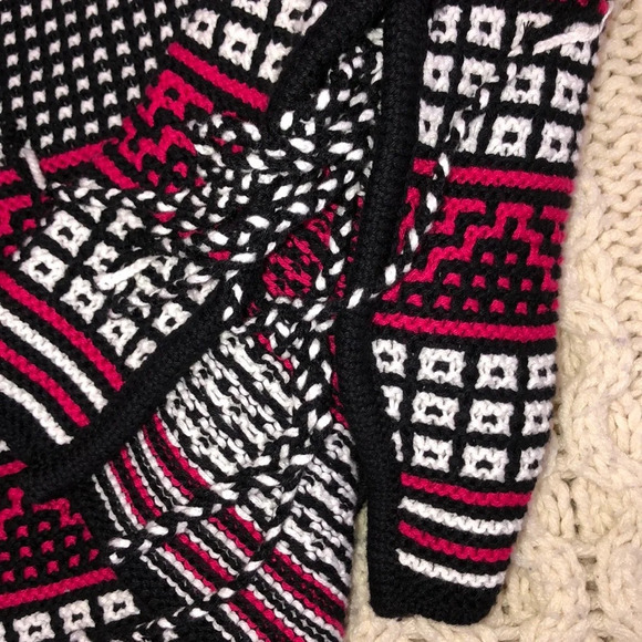 Asos size 4 unique sweater knit Aztec print dress - Picture 8 of 9
